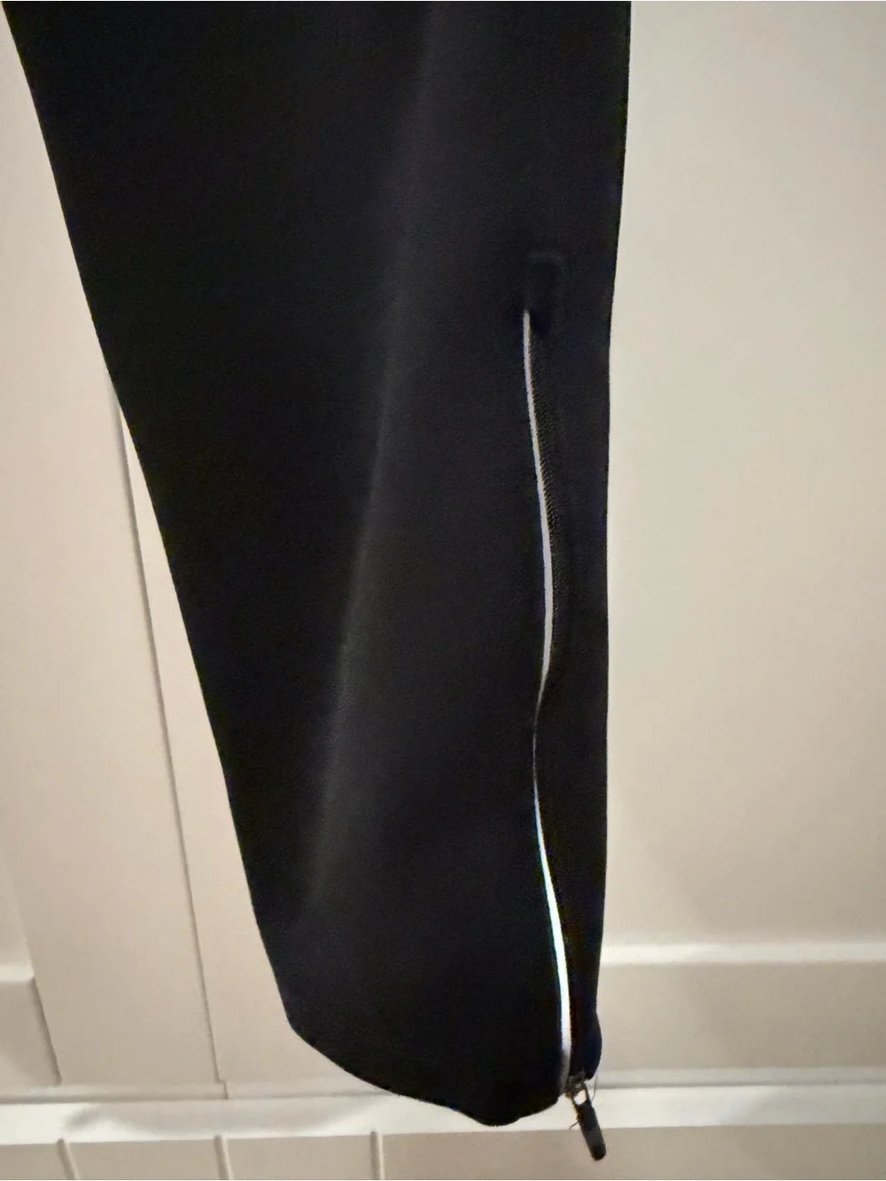 Nike Dri-FIT Black Joggers / Athletic Pants M - Picture 3 of 9
